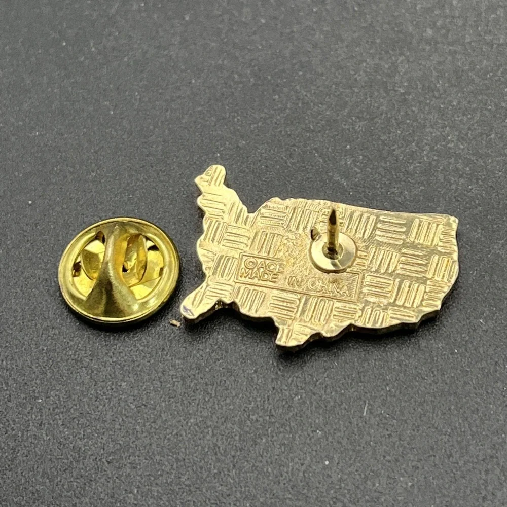 Alaska State Outline United States Of‎ America Outline Lapel Hat Pin